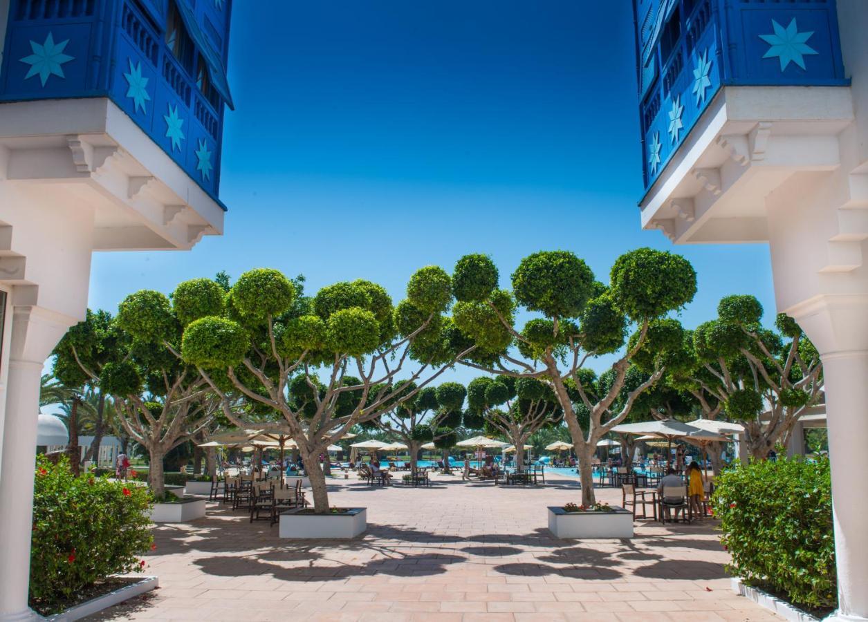 The Mirage Resort & Spa 哈馬馬特 外观 照片 The campus of the University of Split