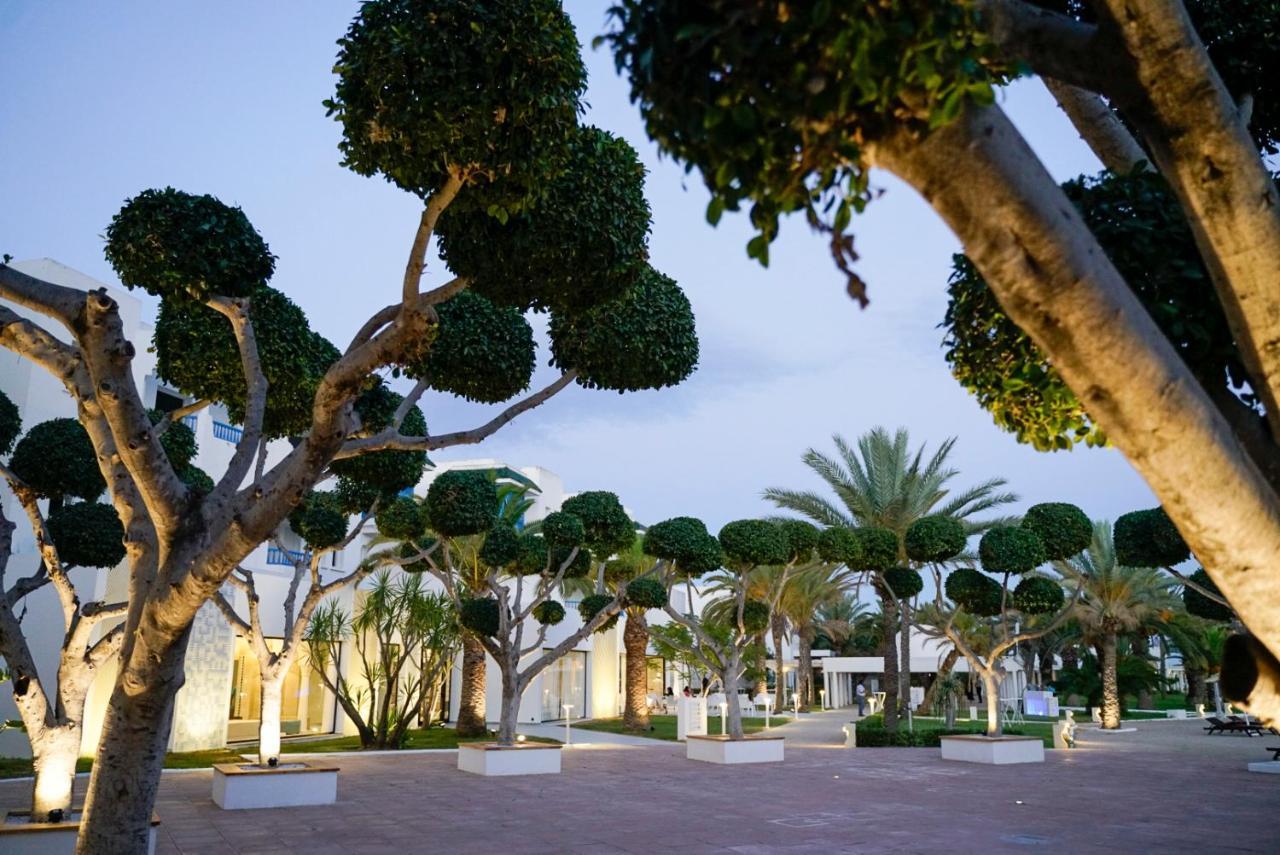 The Mirage Resort & Spa 哈馬馬特 外观 照片 The Village Outlet Mall
